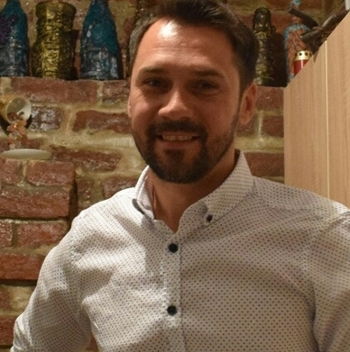 <em>Andrei P.</em>